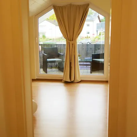 Moseltraum-fewo Mit Klimaanlage, Balkon Und Burgblick *