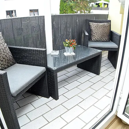 Apartment Moseltraum-fewo Mit Klimaanlage, Balkon Und Burgblick